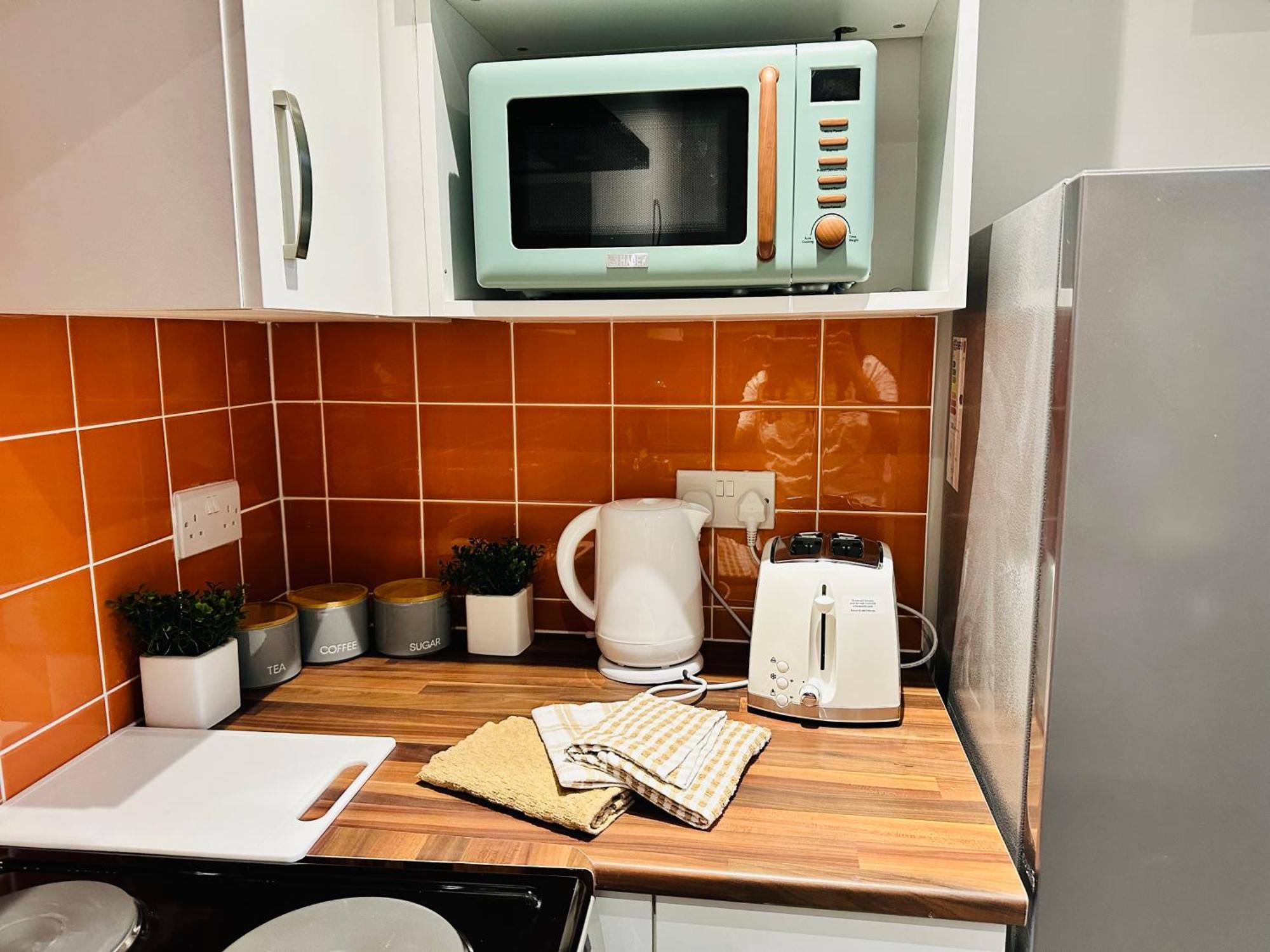 Comfy Studio Flat And Workspace Near Ashton-U-Lyne Station Stalybridge Exterior foto